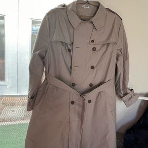 Beautiful beighe coat